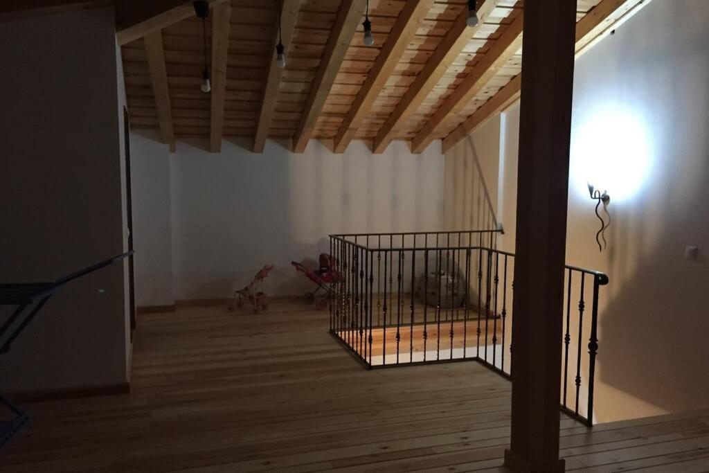 Casa Con Encanto En Poyales Del Hoyo المظهر الخارجي الصورة