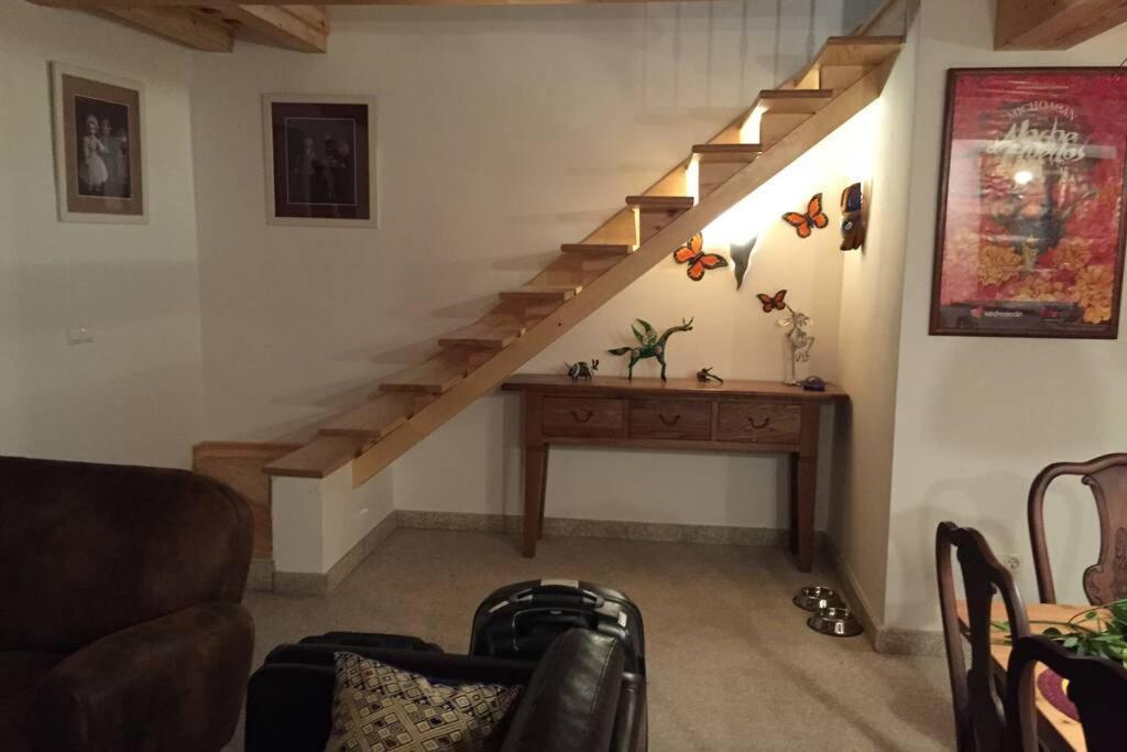 Casa Con Encanto En Poyales Del Hoyo المظهر الخارجي الصورة